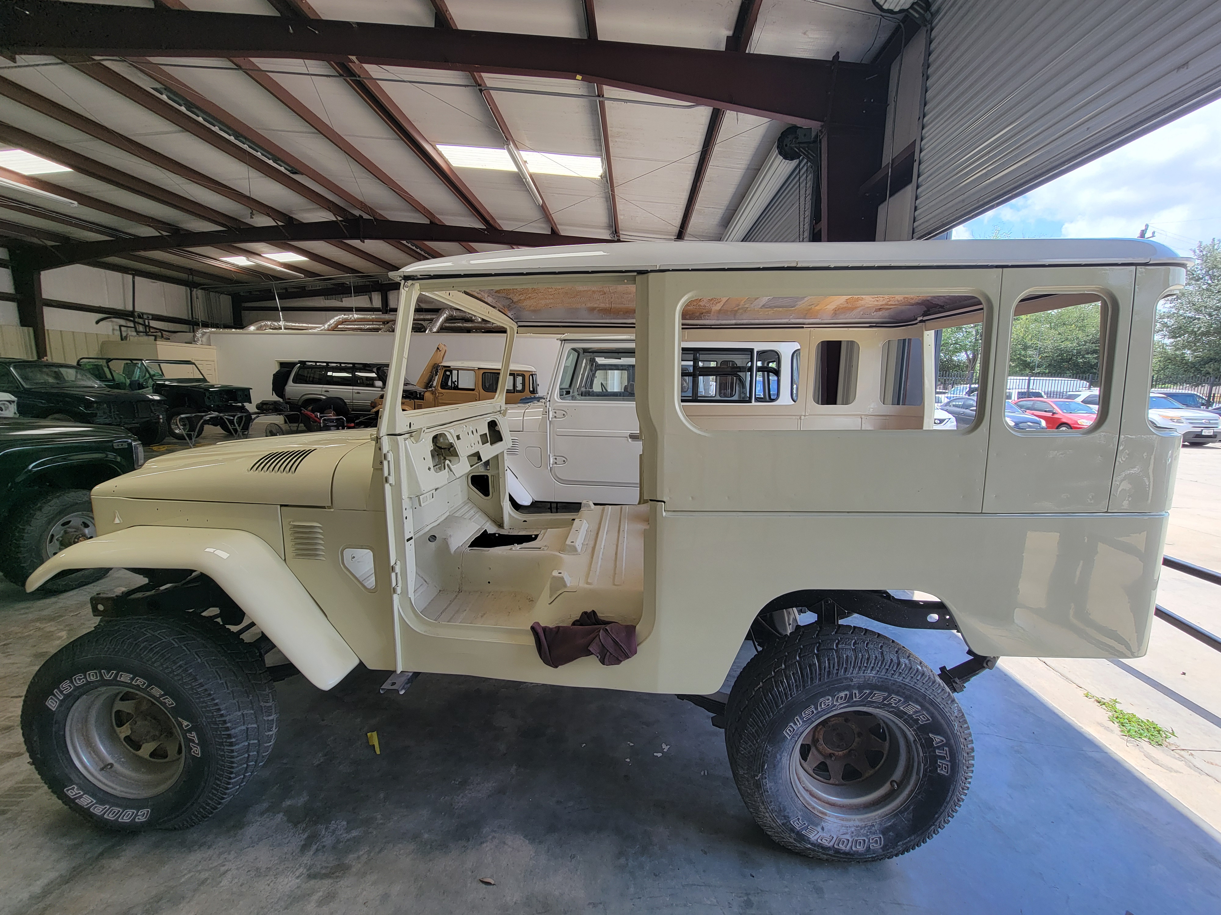 FJ43 Land Cruiser restoration project